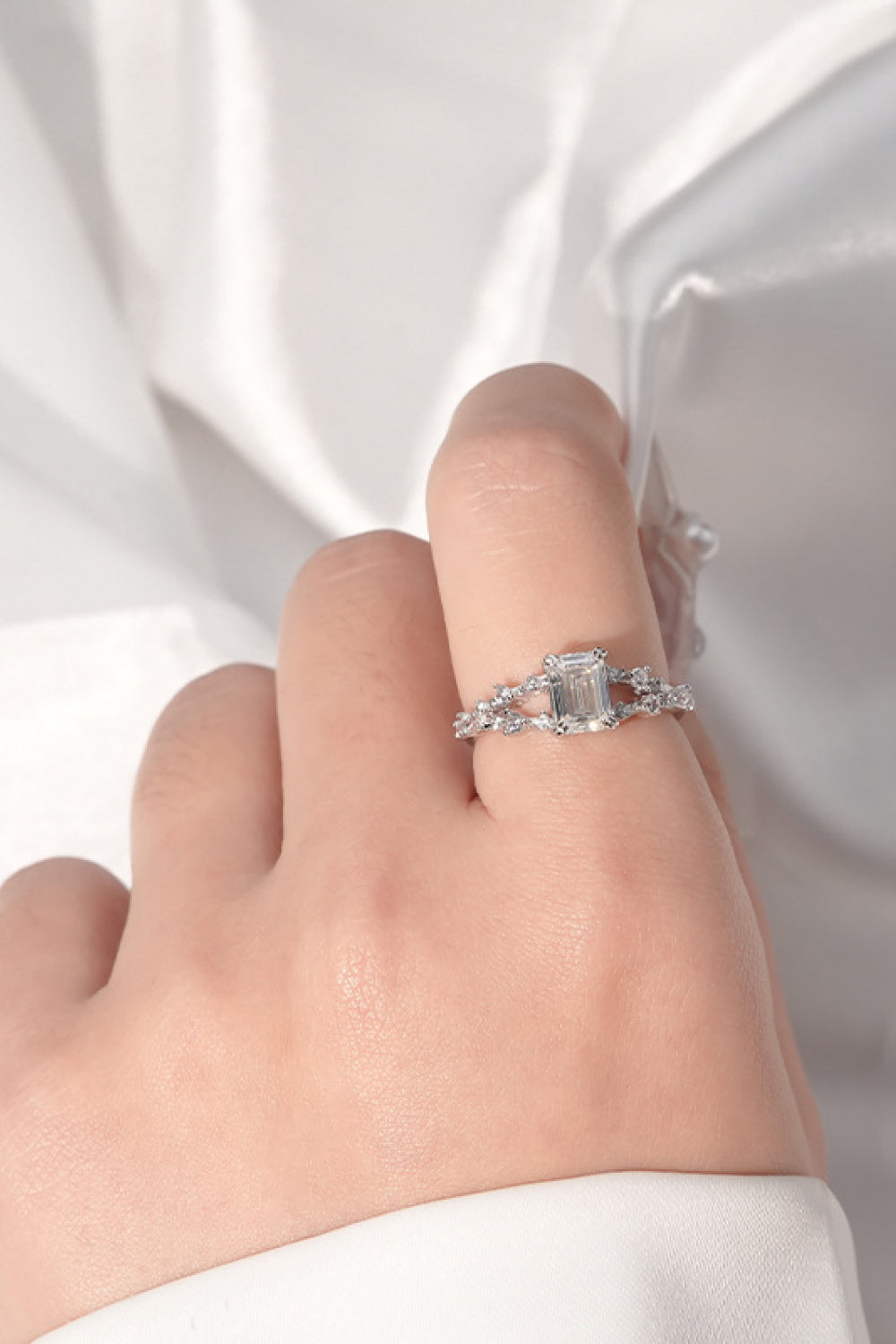 Moissanite 4-Prong Ring